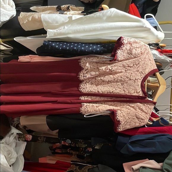 Elegant Burgundy and Lace Dress - Picture 1 of 8